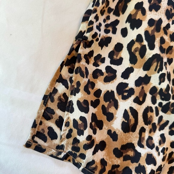 Umgee Leopard Print Lace Trim Top Tan/Brown Size S - Picture 4 of 9